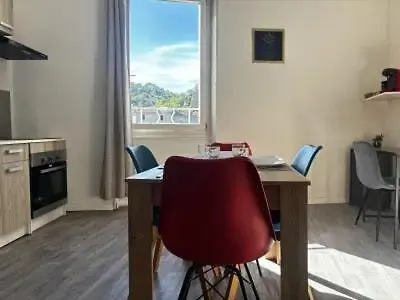 Bedroom Downtown With Parking And River View Appartement *