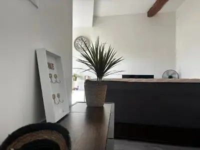 Bedroom Downtown With Parking And River View Appartement *