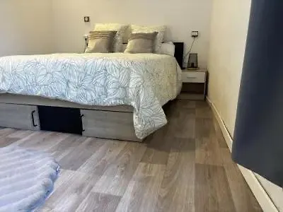 Bedroom Downtown With Parking And River View Appartement Bédarieux