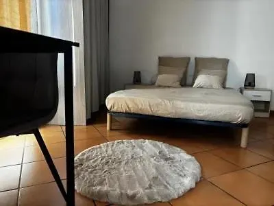 Appartement Bedroom Downtown With Parking And River View