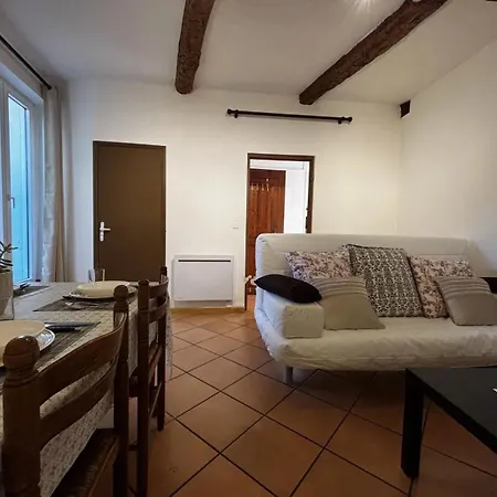 Bedroom Downtown With Parking And River View * Bédarieux